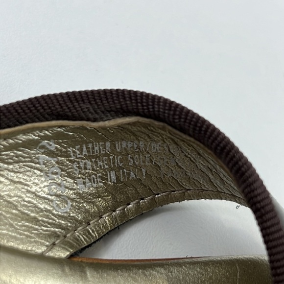 Mila Paoli Brown Patent Sandals with Bow size 7 ½ - Picture 7 of 9